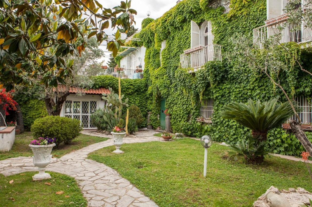 Voltapensieri Apartment Battipaglia Bagian luar foto